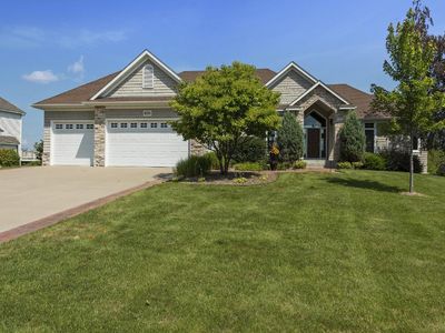 8530 Kelzer Pond Dr, Victoria, MN, 55386