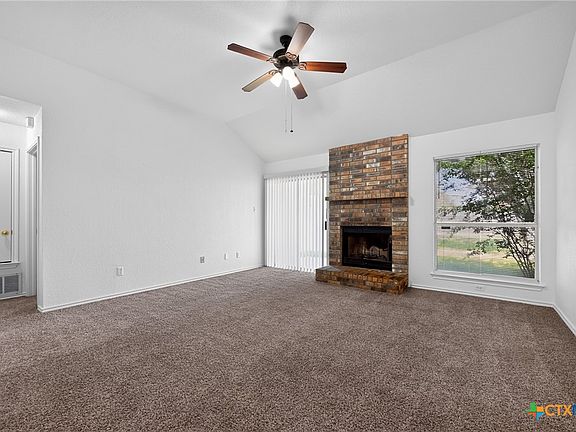 3rd image of 3015 O'W Curry Dr