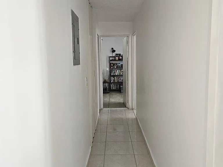 3 Calle Hortensia #14F — Photo 5