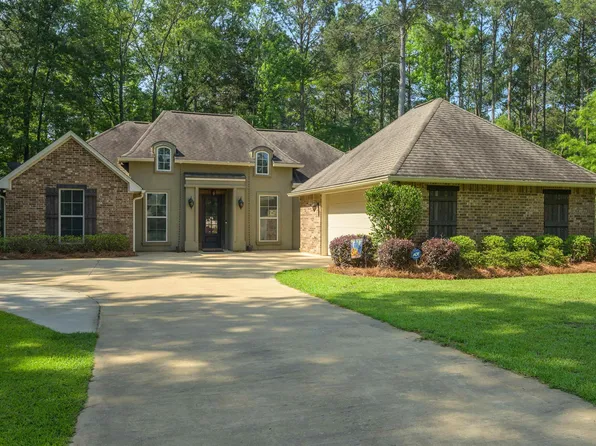 100 Dawson St, Dubach, LA 71235