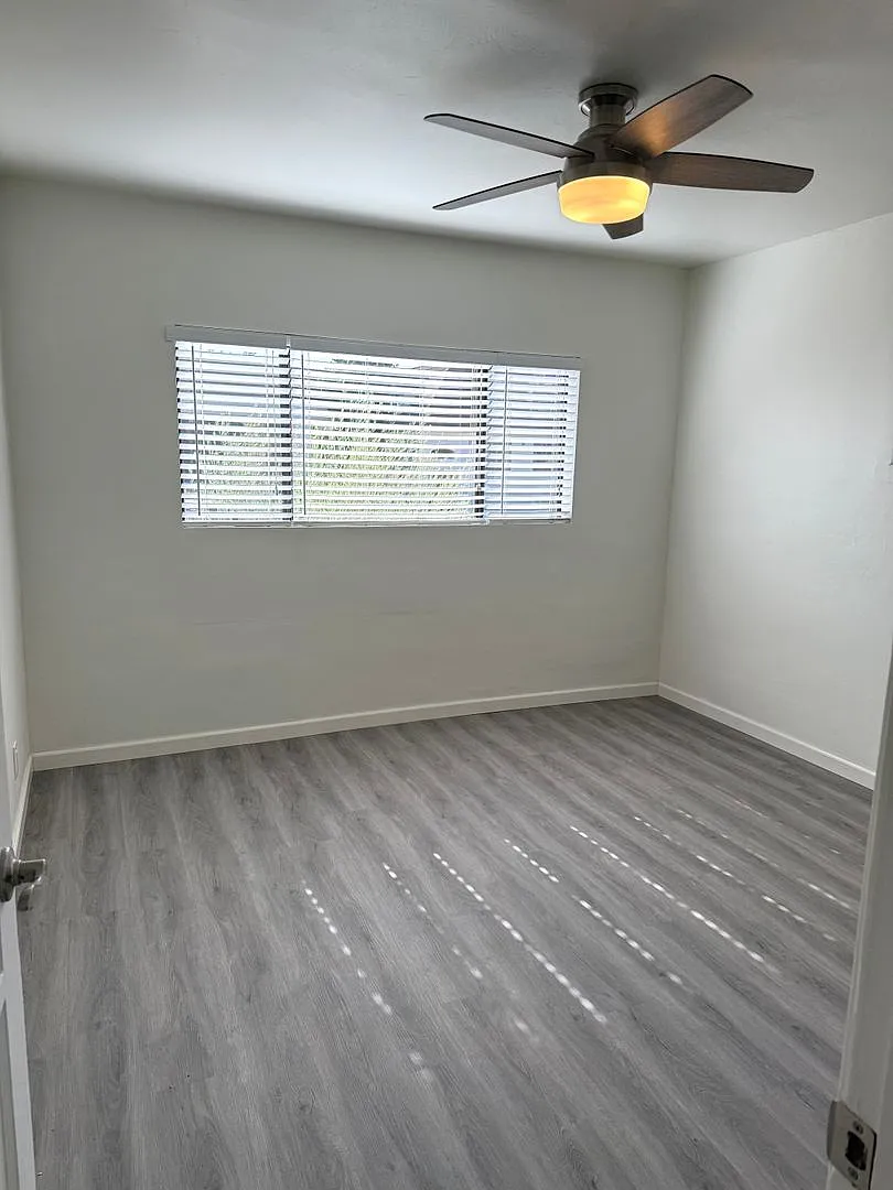 Charming 2 Bedroom, 1 Bathroom House With 1 Car Garage And Water Included In Solvang — Photo 4