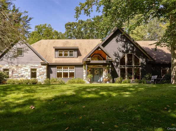13 Apple Summit Ln