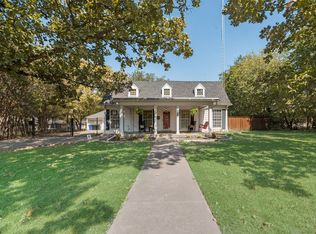 233 E High St, Wills Point, TX 75169