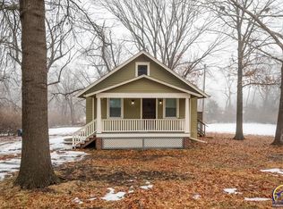 622 SW Grand Ct, Topeka, KS 66606