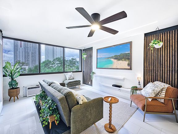 5th image of 55 S Kukui St APT D703