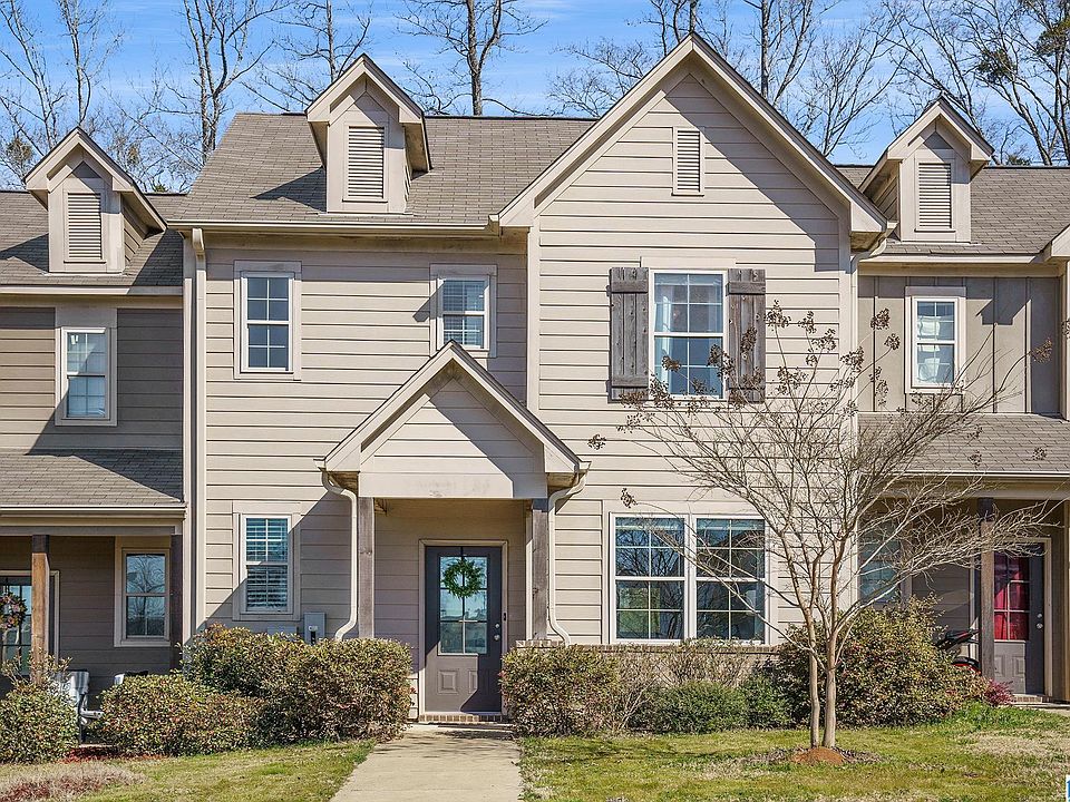 1st image of 590 The Heights Ln