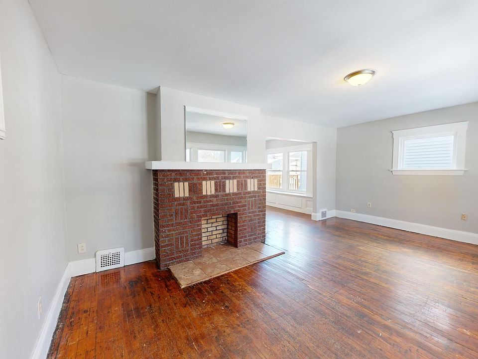 1st image of 3982 W 22nd St