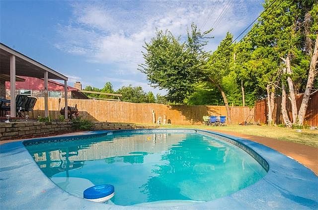 1st image of 1807 Whitecliff Dr