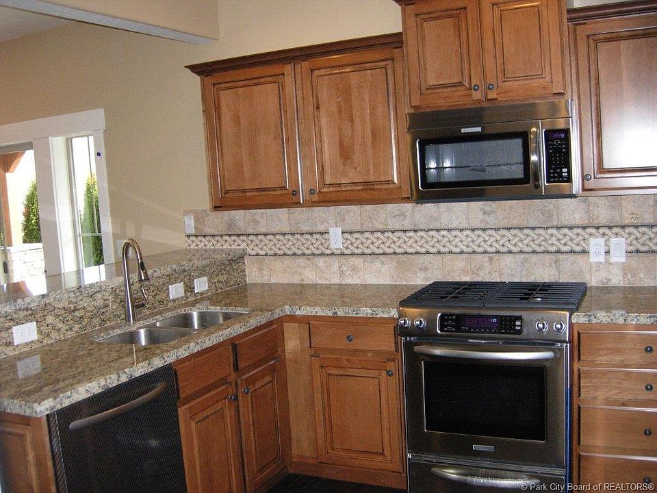 2nd image of 875 W Carving Edge Ct
