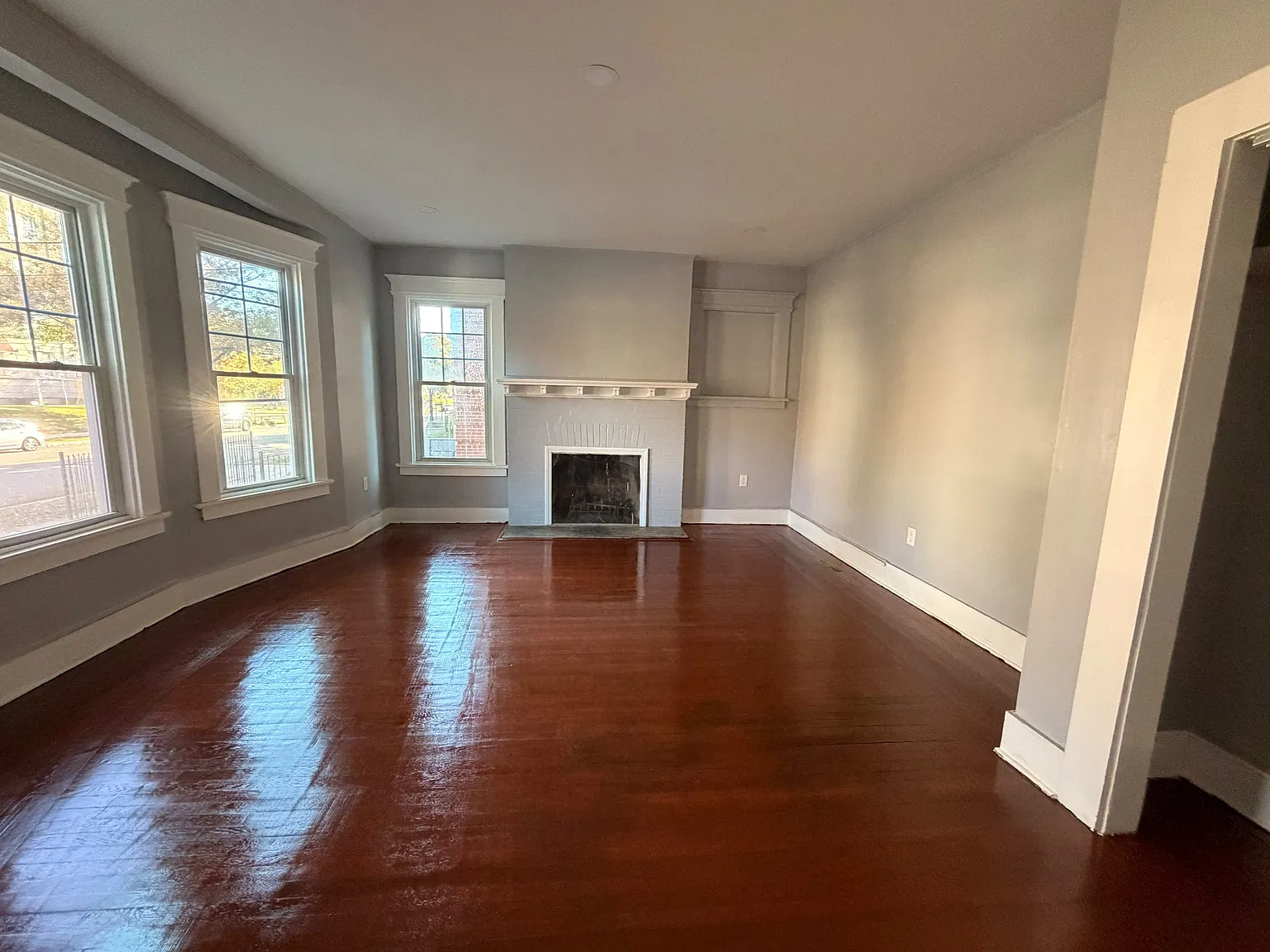 3 bed, $1,695 — Photo 3