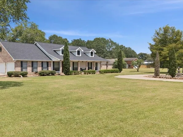 150 County Road 763 N, Buna, TX 77612