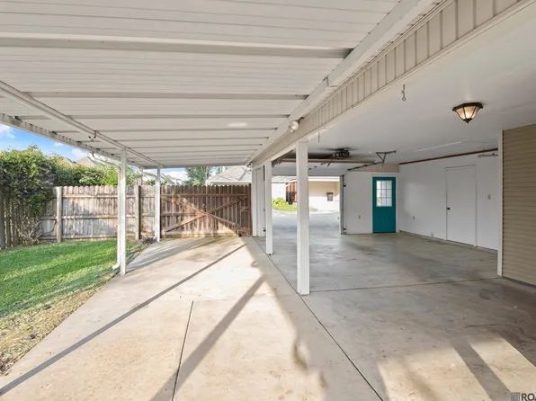 3347 Myrtle Grove Dr, Baton Rouge, LA 70810