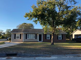 3650 Marcliff Rd, Hope Mills, NC 28348