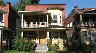 1st image of 868 Parkwood Dr