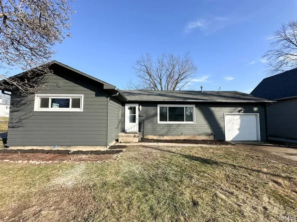 409 S Walnut St, Columbia City, IN 46725