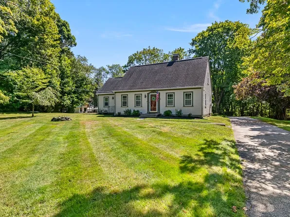 89 Bay State Rd, Rehoboth, MA 02769