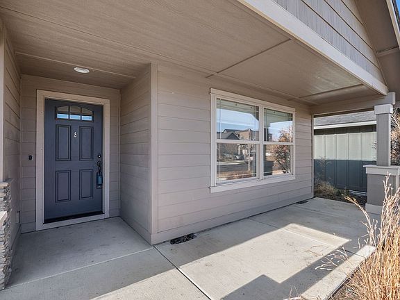 2nd image of 473 NW 30th St