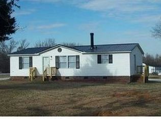 450 Heath Rd, Four Oaks, NC 27524