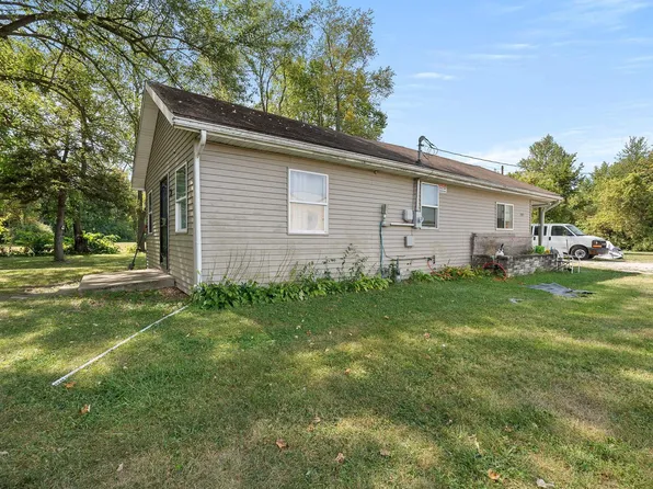 2302 Strathmore St, Fort Wayne, IN 46802