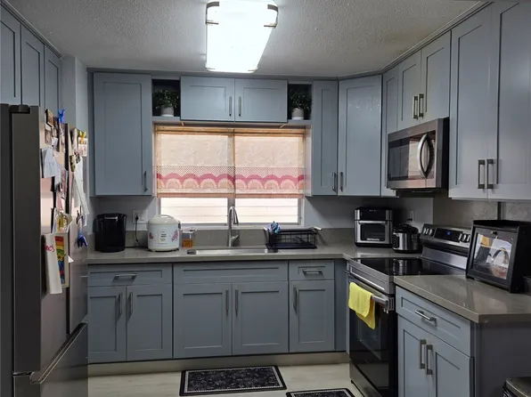 91-1367 Maliko St, Ewa Beach, HI 96706