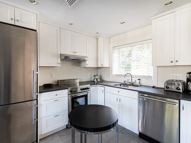 13 Norton Pl — Photo 36