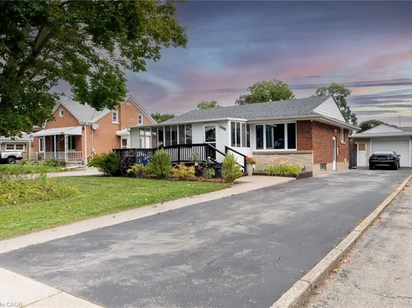 1549 Concession Rd, Cambridge, ON N3H 4M1