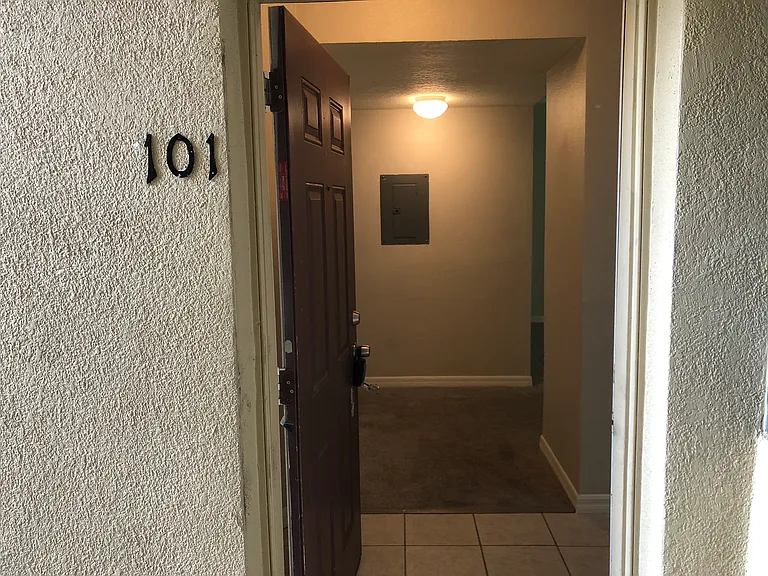 6410 Cypressdale Dr #101 — Photo 20