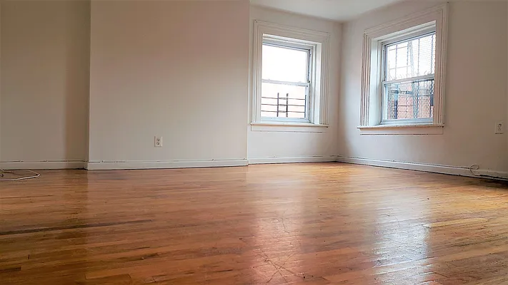 Rented by ZealEstate Group Inc | media 69