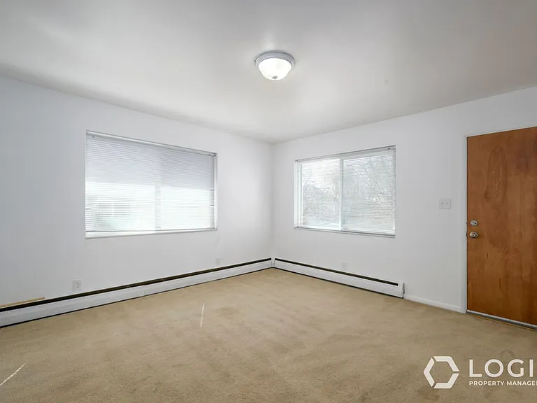 1517-1523 S Lincoln St #1517 — Photo 5