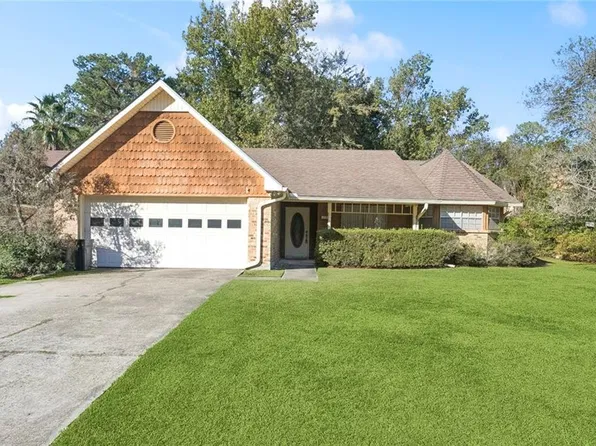 308 Woodridge Blvd, Mandeville, LA 70471