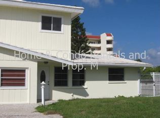 608 Flamingo Dr, Venice, FL 34285