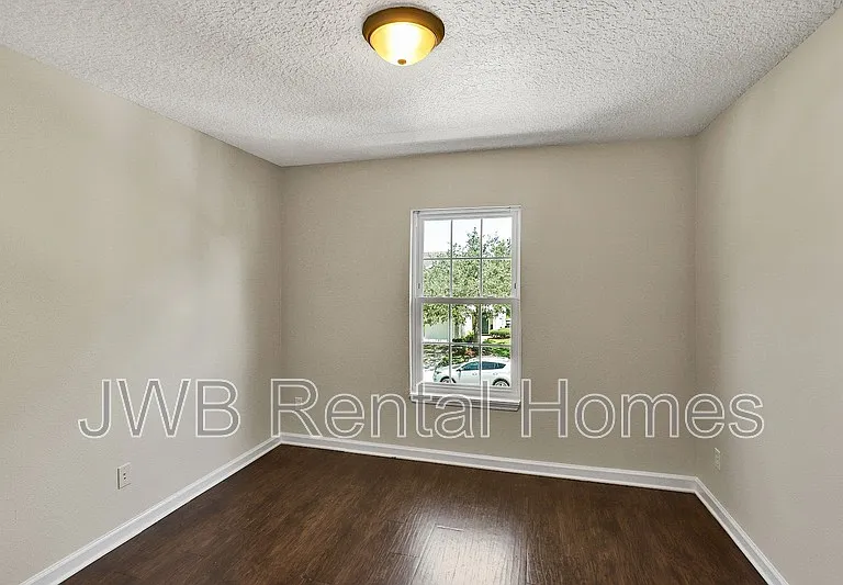 1512 Biscayne Bay Dr — Photo 13