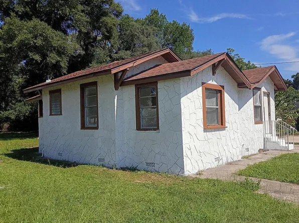 3026 N Roosevelt St, Pensacola, FL 32503