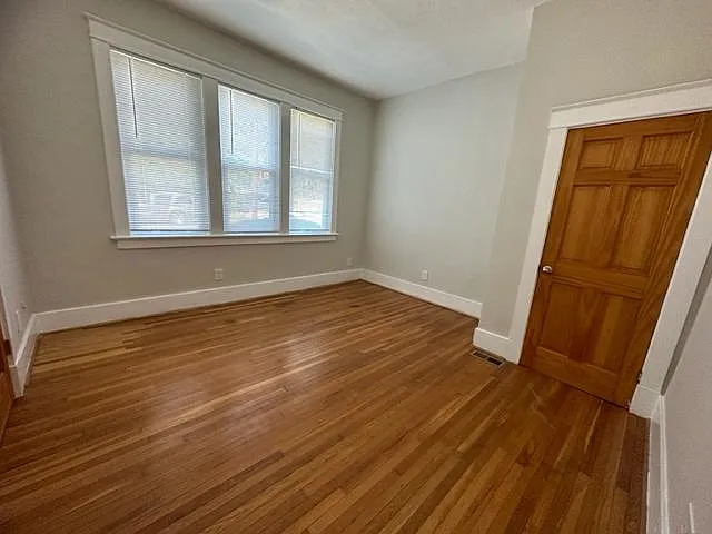 bedroom #1