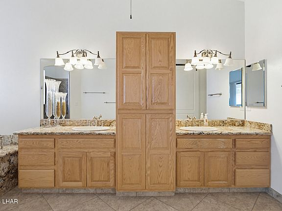 4th image of 2816 Jasper Dr