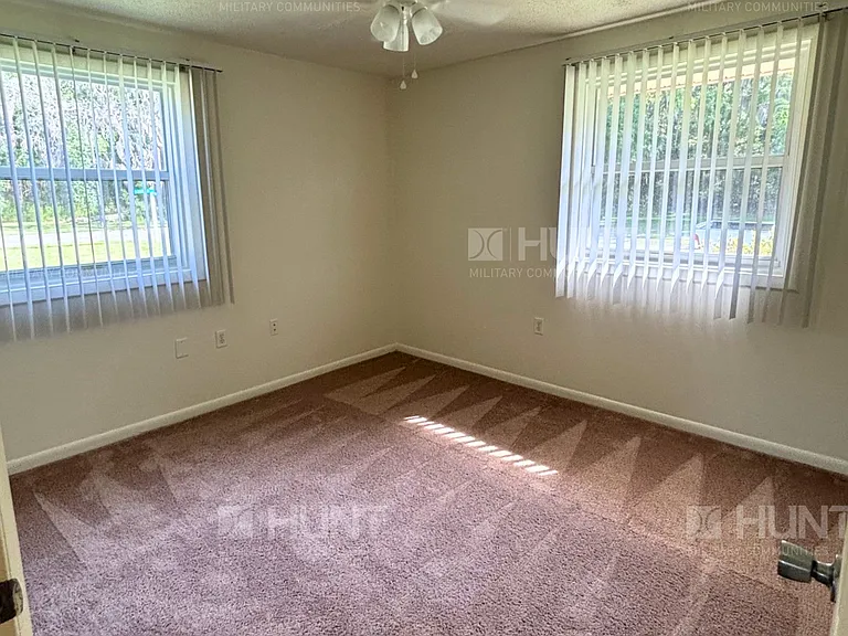 203 Acorn Dr — Photo 13