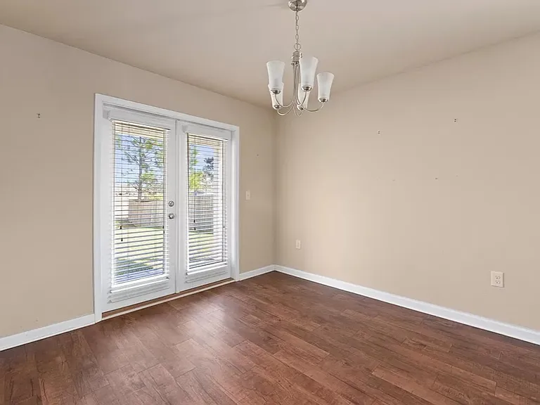 967 Summerton Dr — Photo 8
