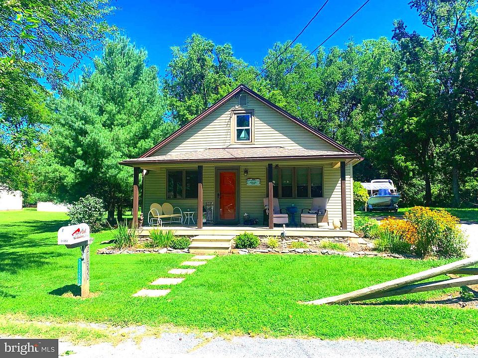 1st image of 21352 Allens Ln