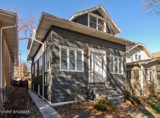 1039 Mapleton Ave, Oak Park, IL 60302