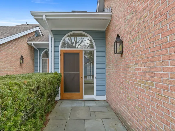 53 Regents Park #53, Westport, CT 06880