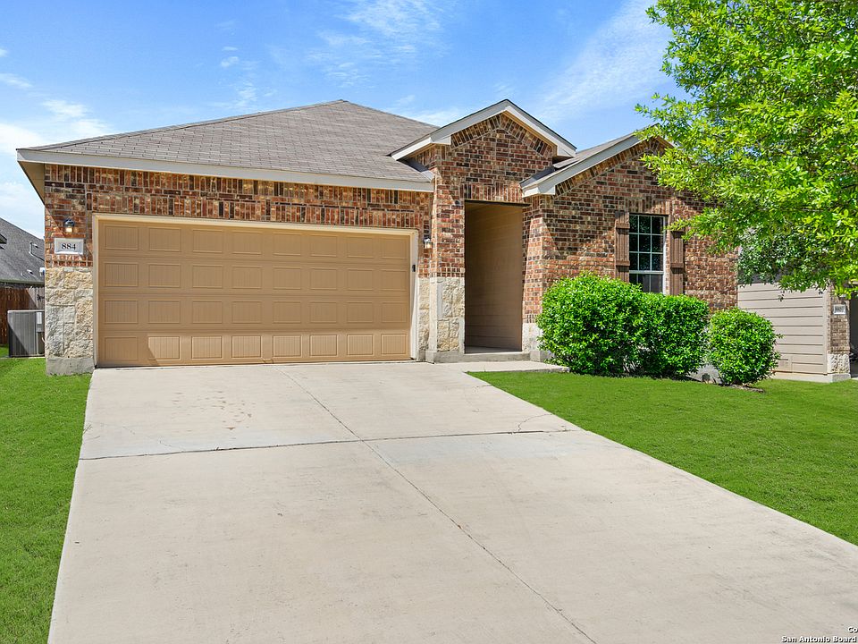 1st image of 884 HIGHLAND VISTA