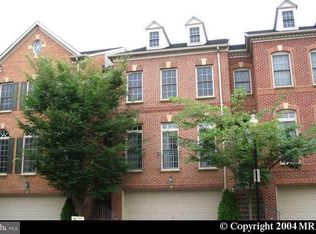 5014 Waple Ln, Alexandria, VA 22304