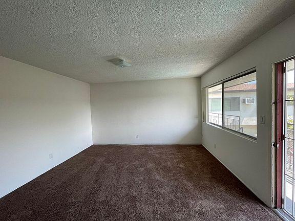 2nd image of 228 W Spazier Ave #M
