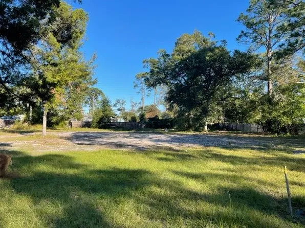 903 16th St, Pt Saint Joe, FL 32456