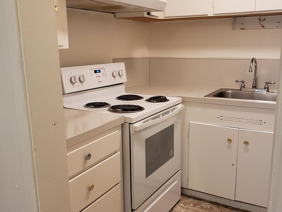 1st image of 4840 California Ave SW #75fcd4045