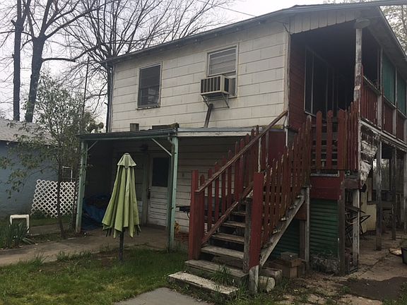 3rd image of 1808 Iris Ave