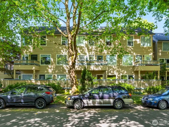 1717 16th Avenue #10, Seattle, WA 98122