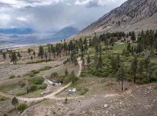 926 Sky Meadows Rd, Bishop, CA 93514