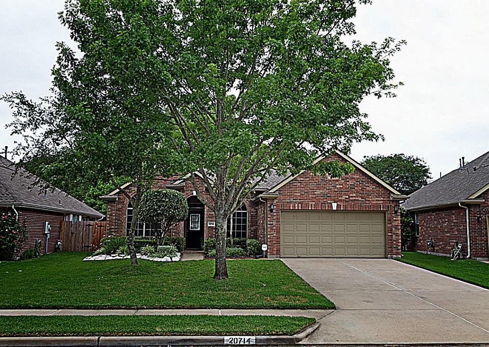 1st image of 20714 Medallion Pointe Dr