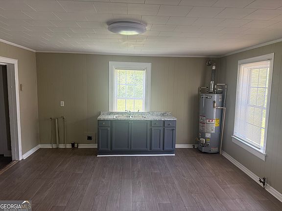 5th image of 23 Cary St